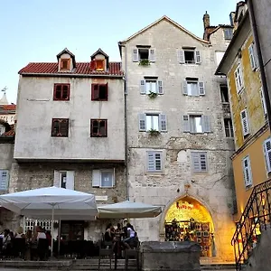 Piazzeta De Luxe Apartment Split