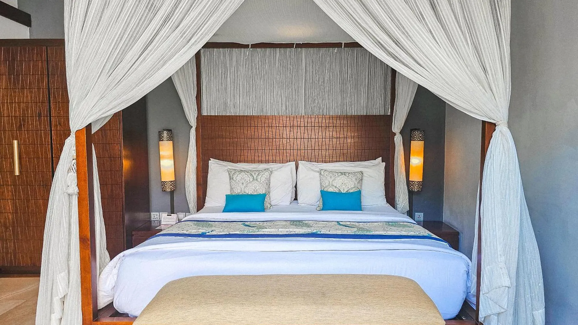 Seminyak Icon - By Karaniya Experience - Chse Certified Villa Seminyak (Bali)